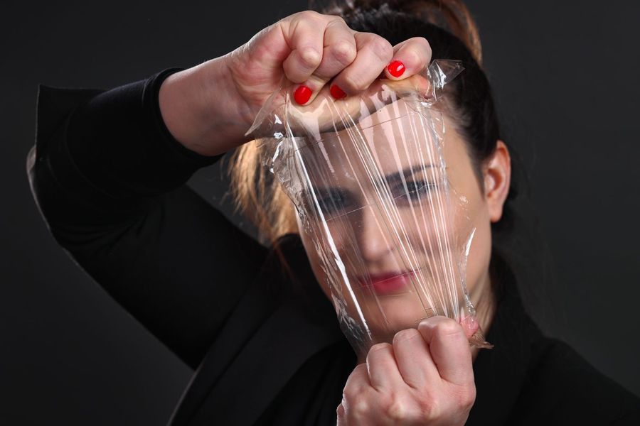 Bioplastic film made from algae